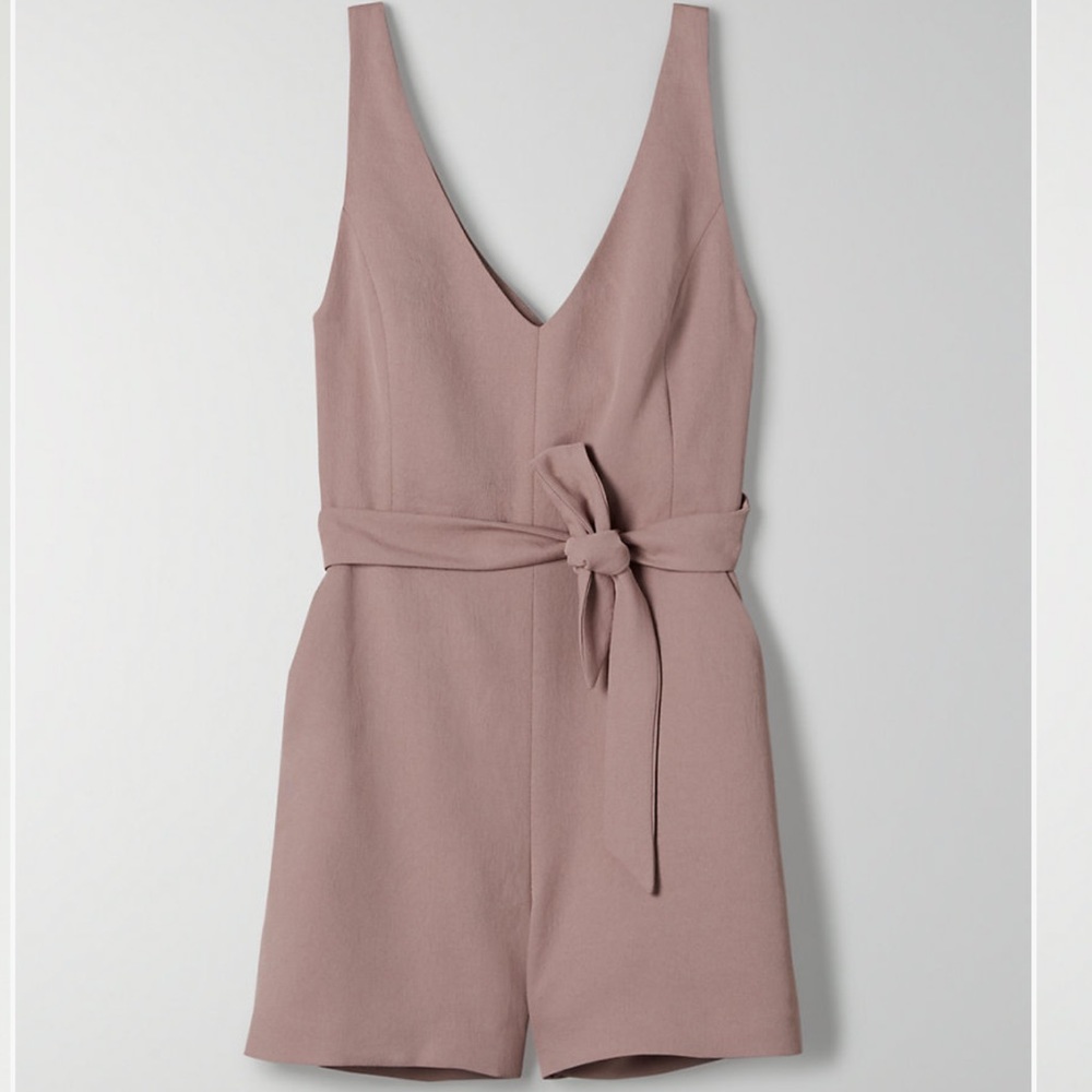 Aritzia Wilfred Aperture Romper